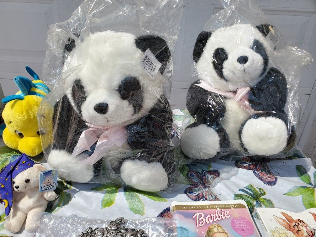 STUFFED ANIMALS
