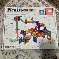 Picasso Tiles Magnetic Marble Run Set 100pcs
