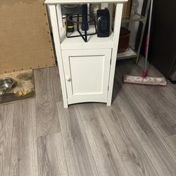 White Cabinet