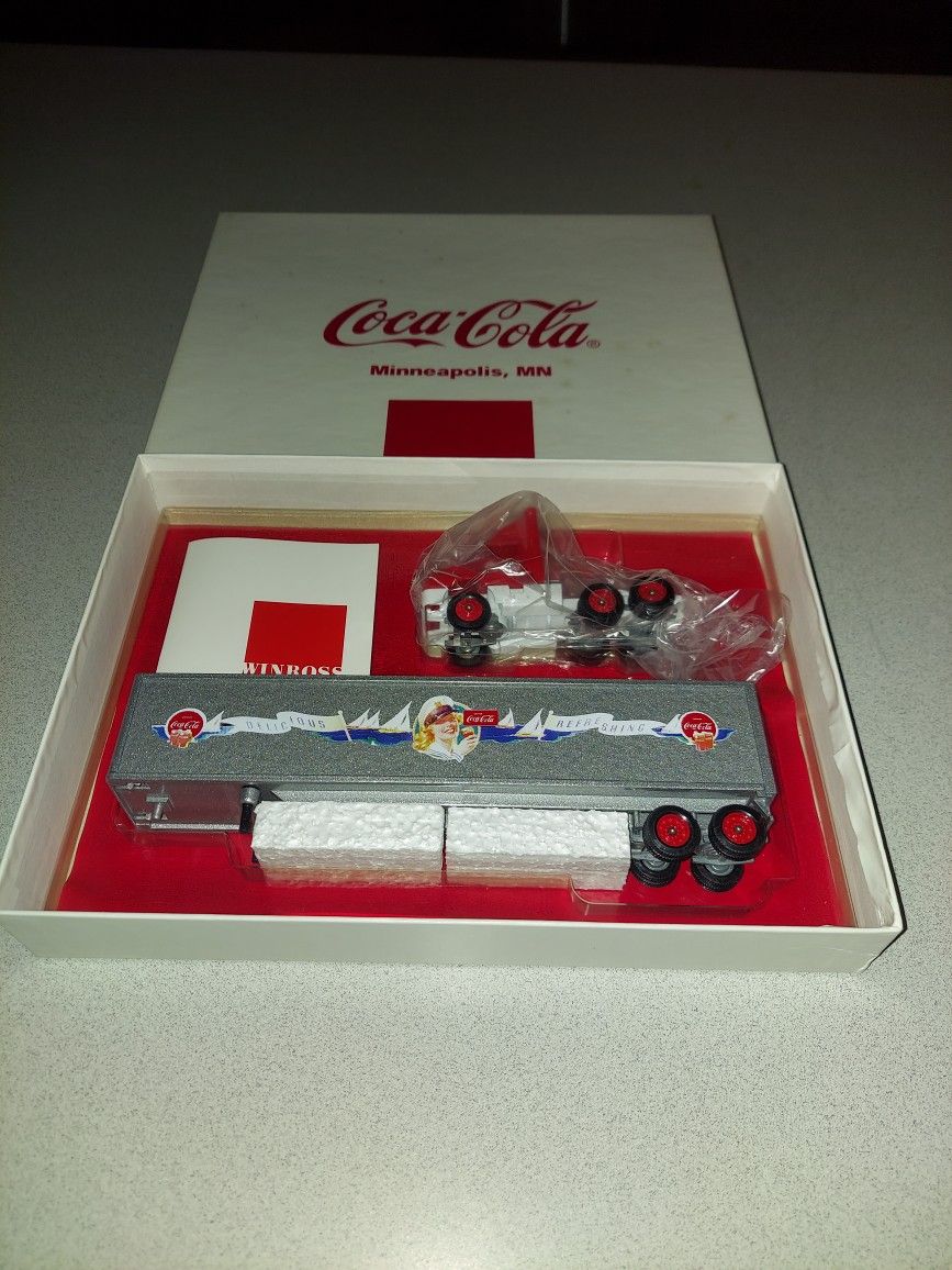 RARE WINROSS COCA-COLA MINNEAPOLIS, MN SEMI TRUCK IN BOX 