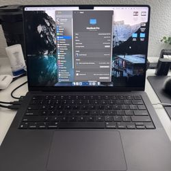 Macbook M3 Pro 14 Inch 18GB Memory 512 Storage