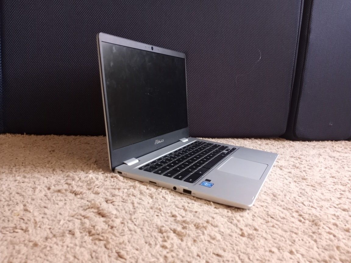 Asus Chromebook Great For School/work