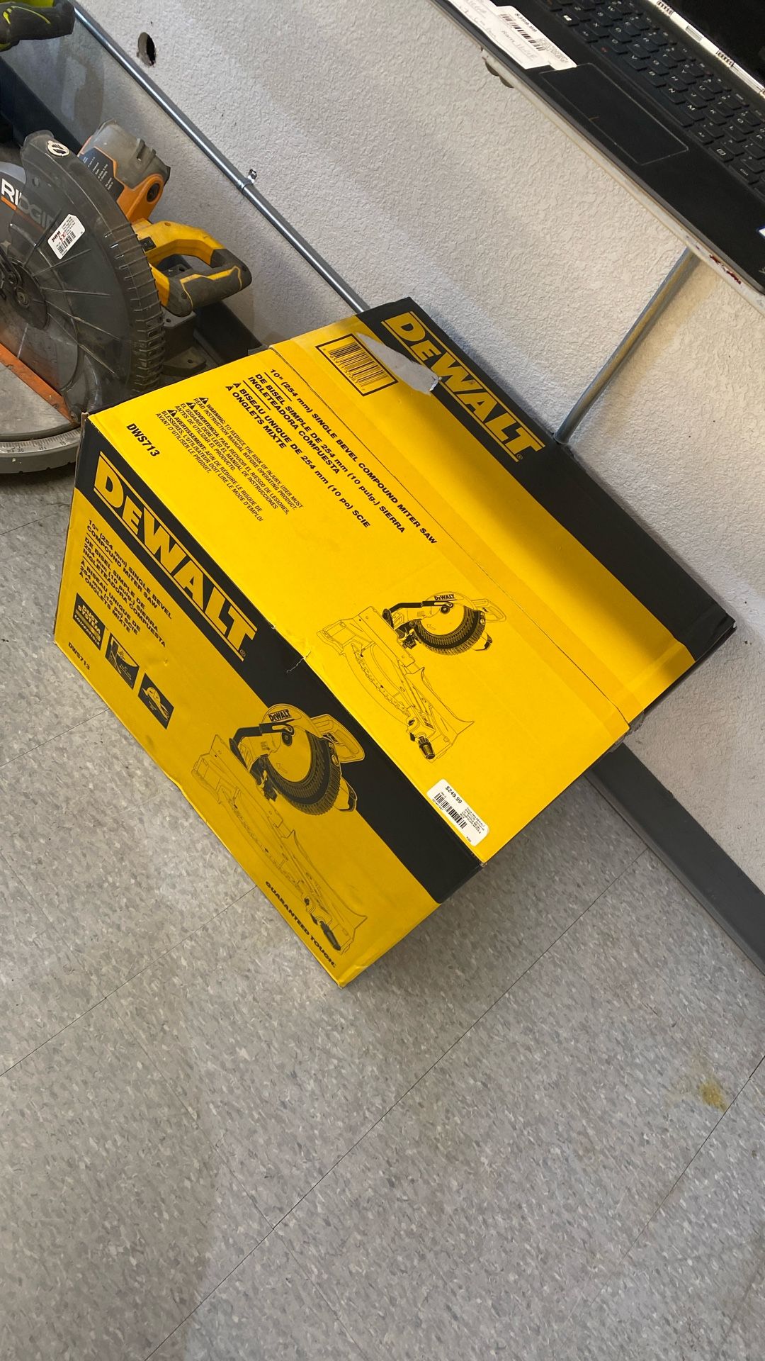 Dewalt Single Bevel Compound Miter Saw