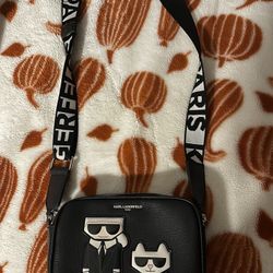 It’s a good condition Bag