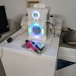 Karaoke Machine 