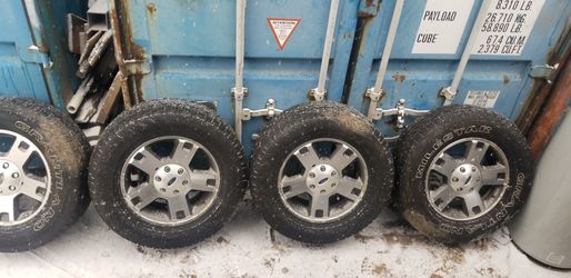 Rines y llantas de 18" para ford