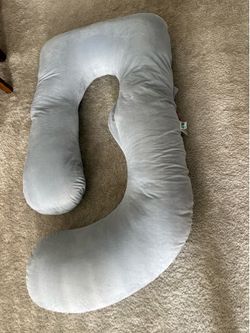 Momcozy U-Shaped Pregnancy / Body Pillow — 57"