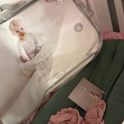 Snuggle Me Pillow Bed