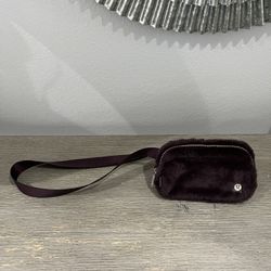 Lululemon Everywhere Belt Bag *NEW*