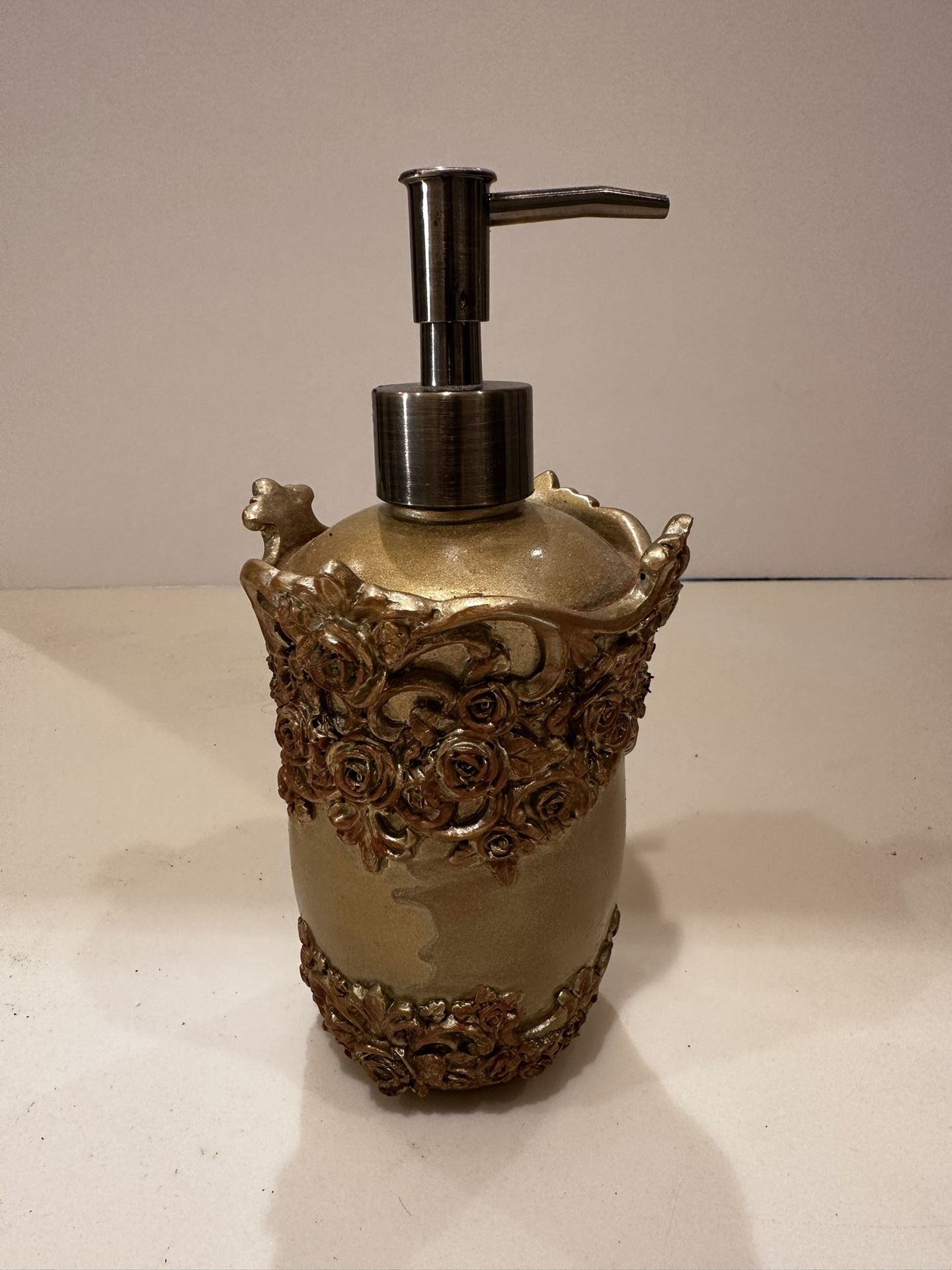 Gold Decorative Soap/Lotion Dispenser