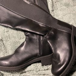 Knee high boots size 6 