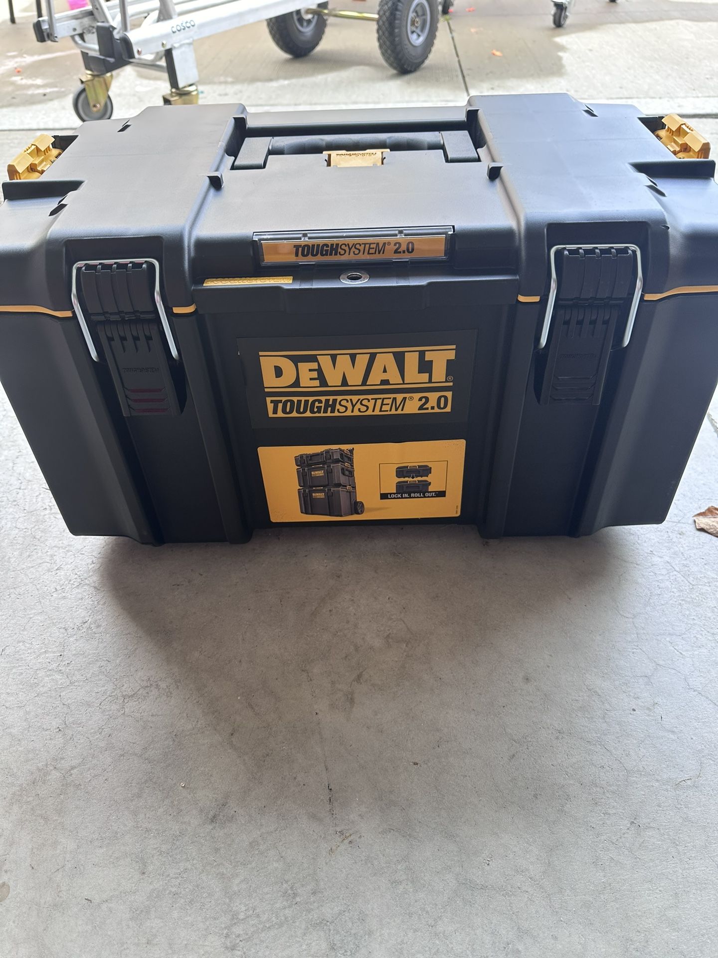 Brand New - DEWALT TOUGHSYSTEM 2.0 22 in. W Modular Tool Box