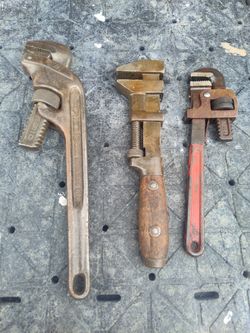 Antique Pipe Wrenches 