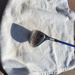 Titleist 904F 19.0* 5 Wood YS-6+ Stiff Graphite great condition