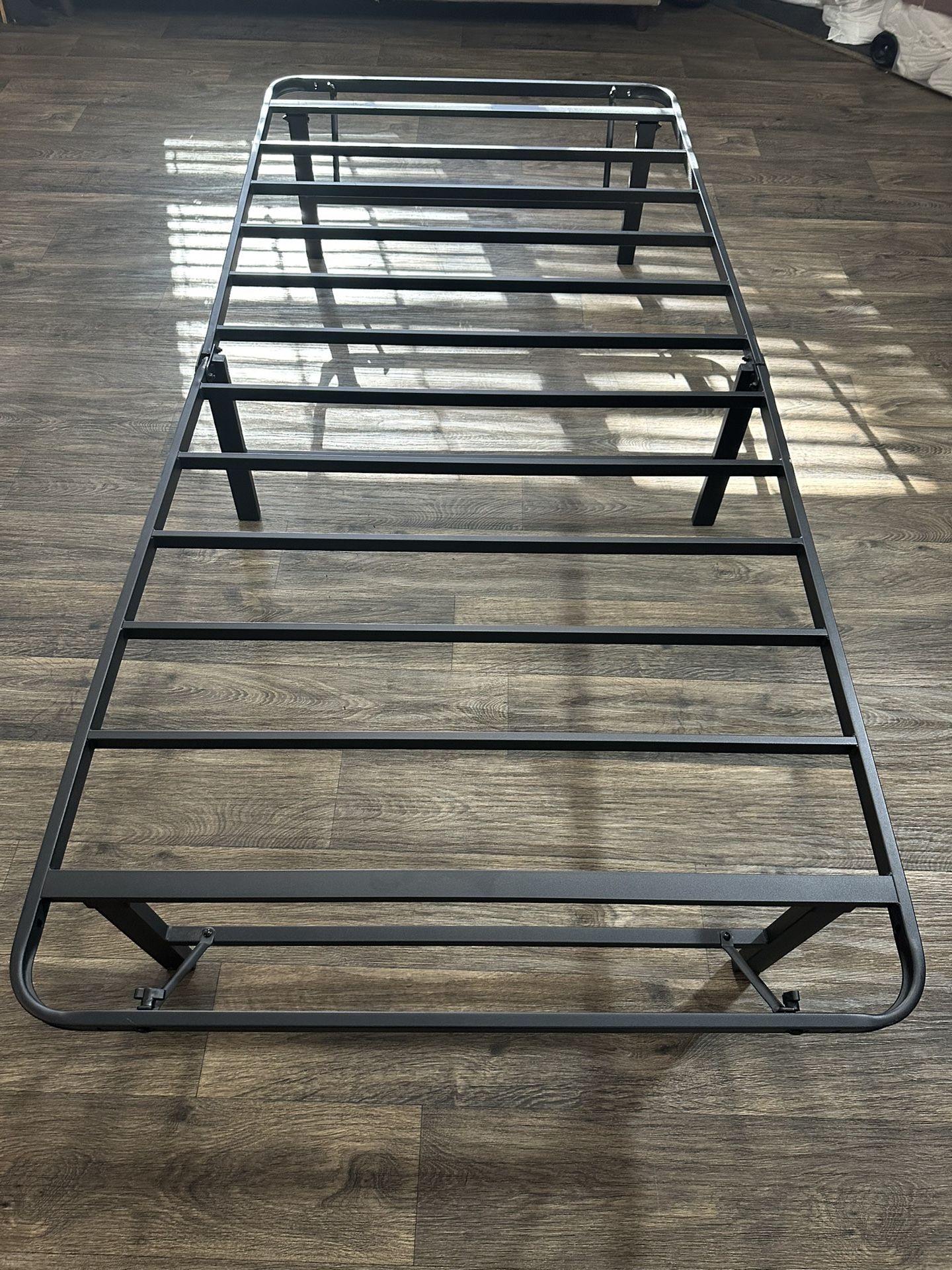 Twin XL Size Bed Platform 