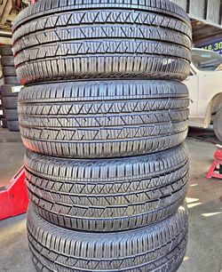 265/45/20 continental vendo un set de llantas usadas excelente condiciones de vida las 4 ✅🤩I am selling a set of used tires, all 4 in excellent livin