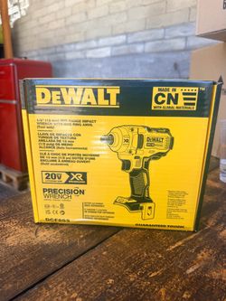 Impact wrench 1/2 NO ES ORIGINAL PERO ES COMPATIBLE CON DEWALT