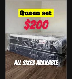 Queen pillow top set
