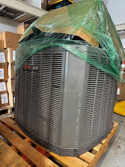 2021 AC unit 6 ton - used for less than 3 yrs