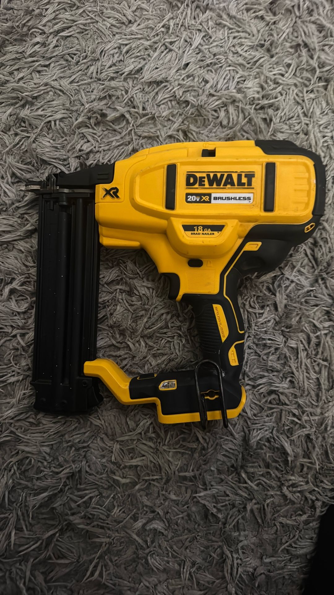 Dewalt 18 G