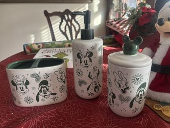 disney christmas bathroom set 