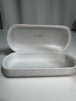 Oakley White Embossed Leather  Hard Case for Glasses & Sunglasses