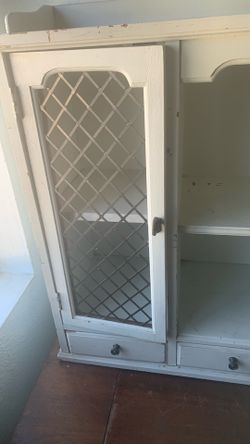36” white hutch desk