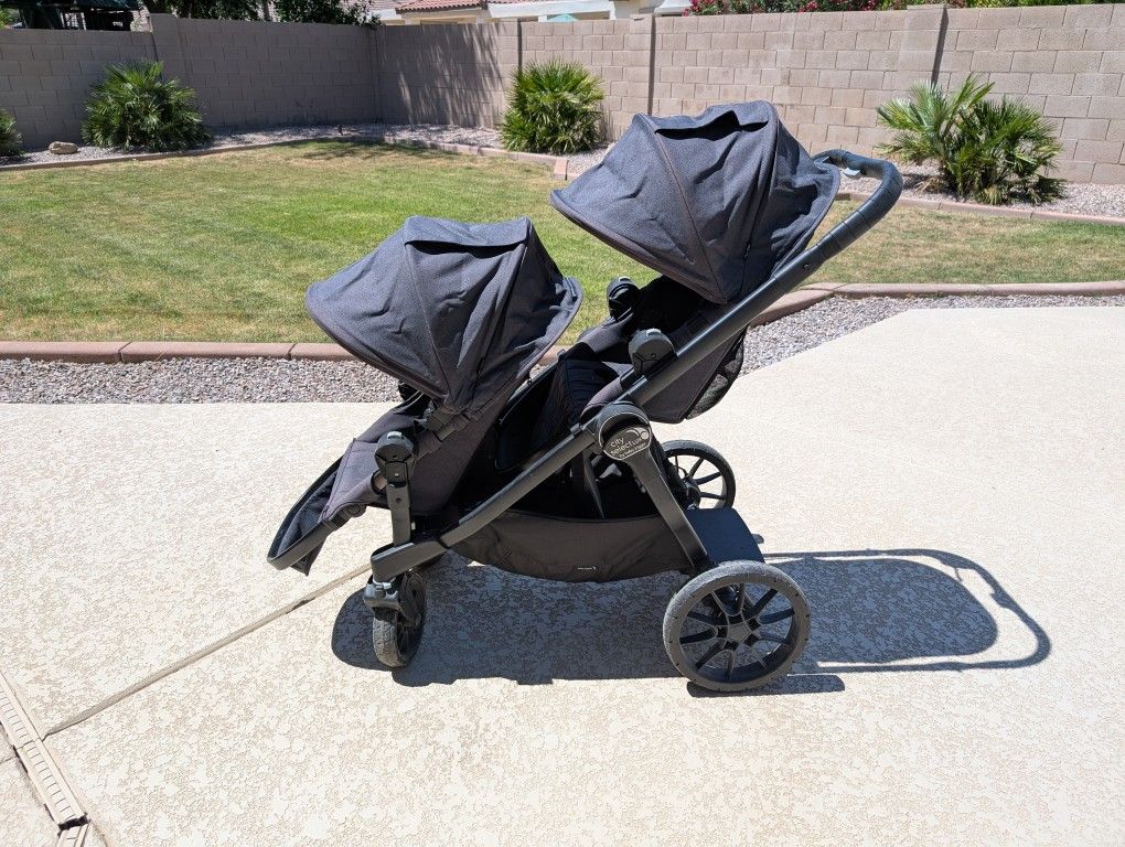 City Select Stroller