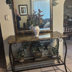 Mueble de sala con espejo