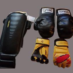 MMA Gloves & Sparring Gear