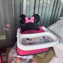 Minnie Mouse Toddler Eating Chair 