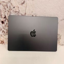 MacBook Pro M5 1tb  16 Ram 14 Inch 