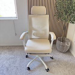 Ergonomic Cream Mesh Office Chair with Retractable Footrest