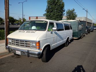 1989 Dodge D350