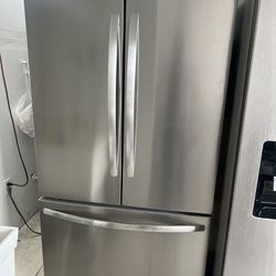 Refrigerator 36 “ Wides 3 Doors 