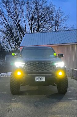 Automotive Led Headlight Fog Light Conversion Halogen To Led Conversion Bulbs, All Sizes And Style In Stock! Bright 6000k White In Color Luces