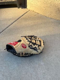 Firstbase glove (Rawlings)