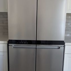 Brand NEW never Used Wirlpool Refrigerator