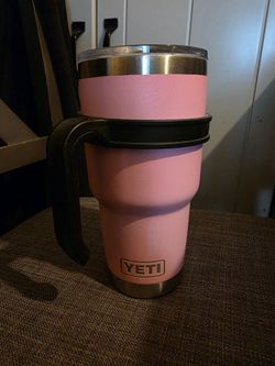 YETI Rambler Tumbler with Handle and Lid
