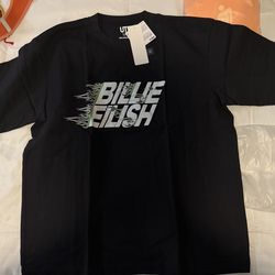 Billie Eilish x Murakami x Uniqlo flame tee size M new