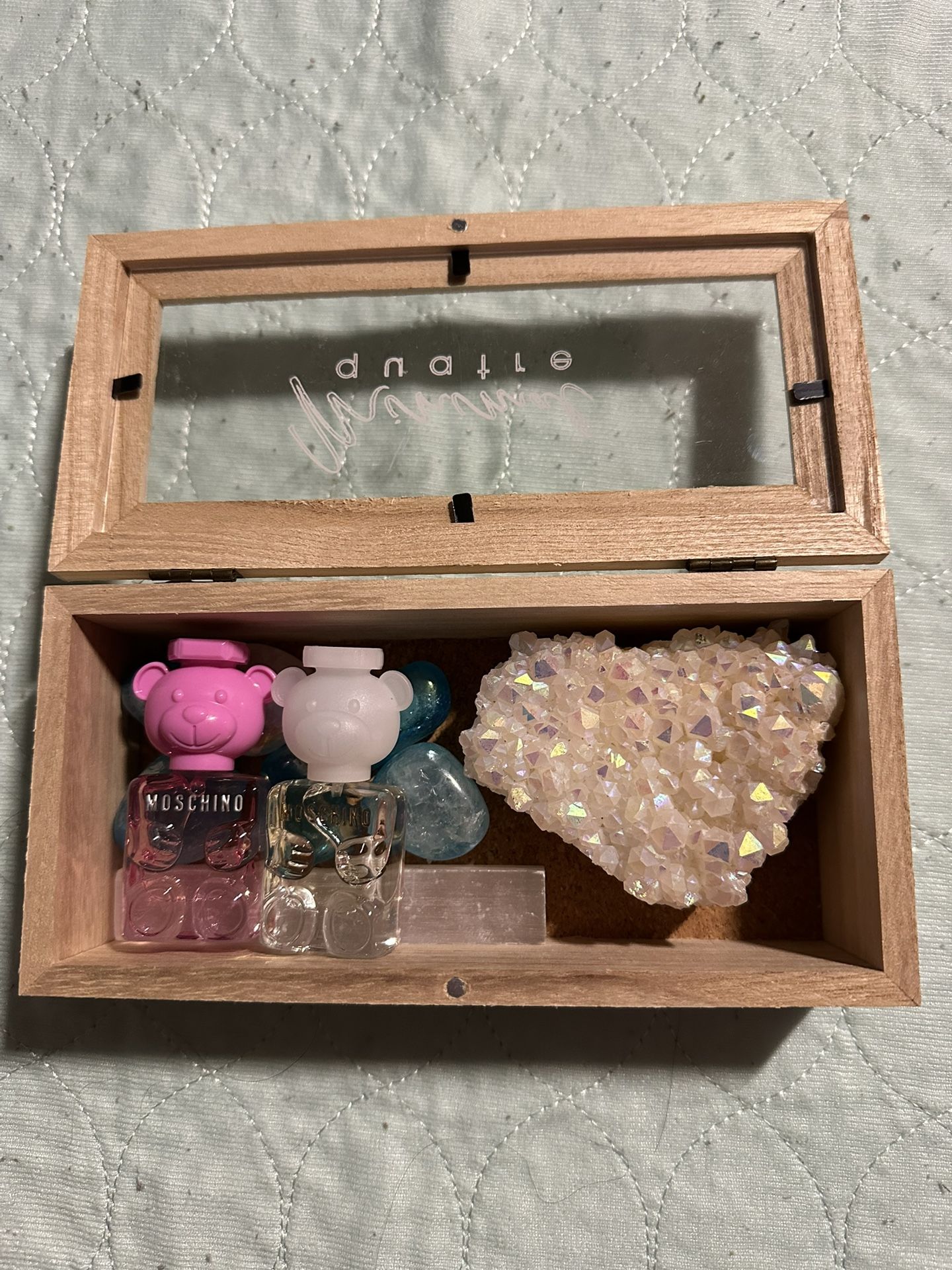 Gift Box With Perfumes And Crystals