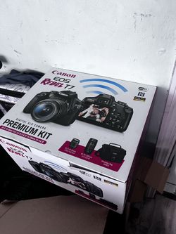 Canon EOS Rebel T7 DSLR Camera Premium Kit 