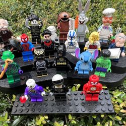 Mixed Legos And Mini Figs LOT