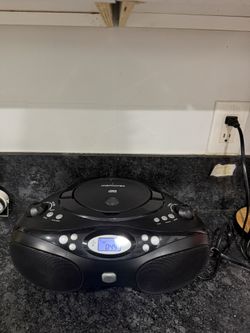 Memorex - Flexbeats Boombox (plays CDs, Am/Fm Radio & Bluetooth)