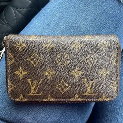 Louis Vuitton Wallet