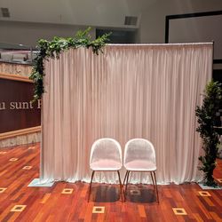 Backdrop / Pipe and drape 8x10 feet with fabric