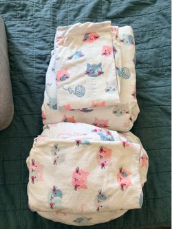 Queen sized flannel sheet set