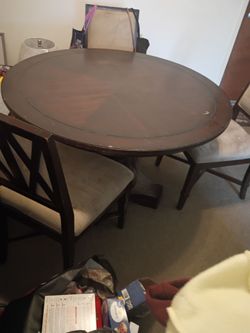 Wooden 5pc table set