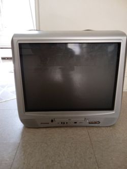 Sylvania TV w/ DVD compatibility no remote and damage on the buttons