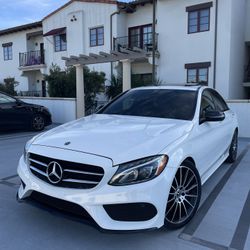 2018 Mercedes Benz C300 AMG TRIM 